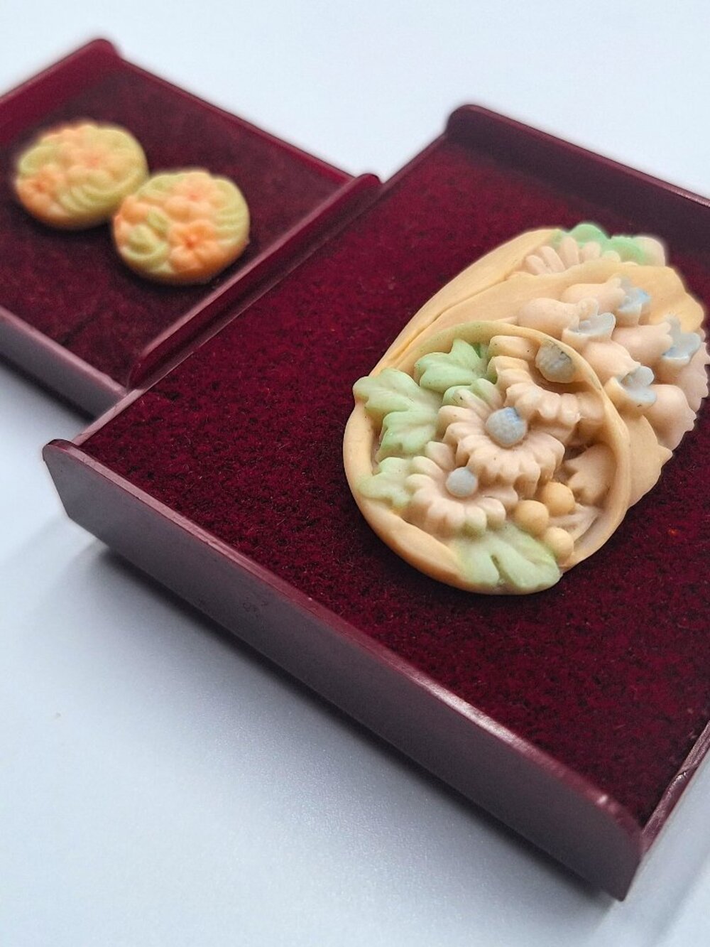 Vintage Handcast Porcelain Flower Brooch Pin and Stud Earrings Set Made in UK